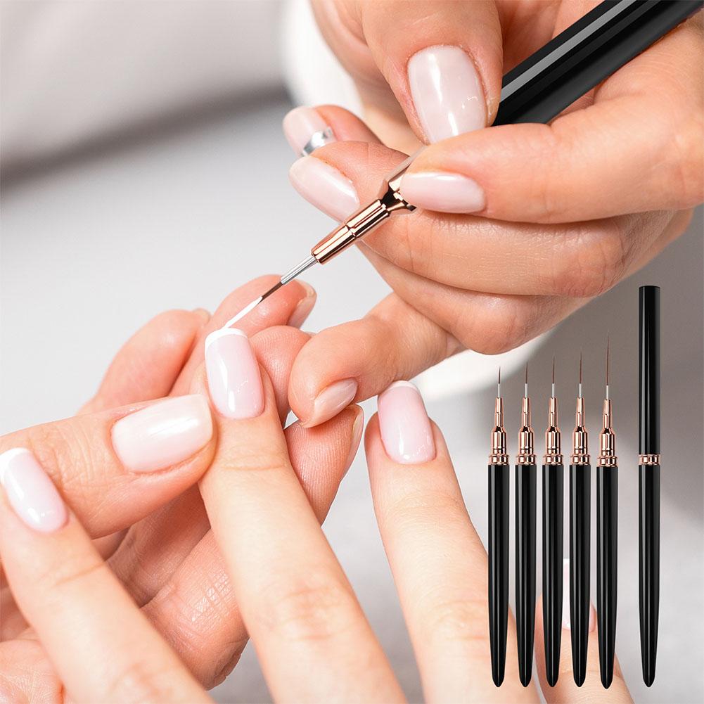 Lot de 5 pinceaux liner pour n - Brush Bristle Set avis et prix