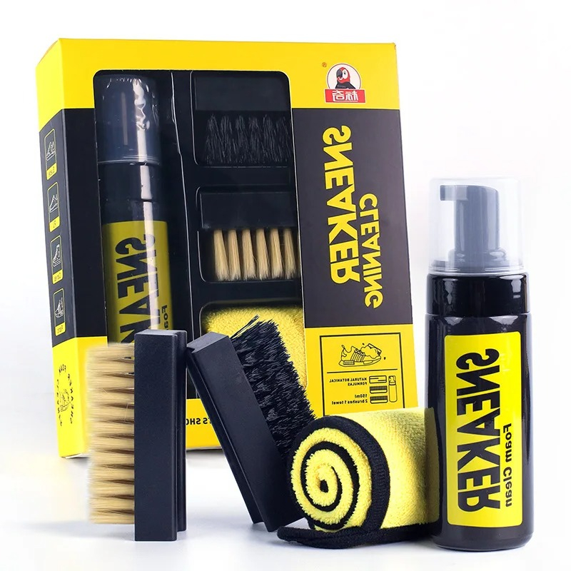 Kit de nettoyage de baskets en - White Sneaker Care Kit avis et prix
